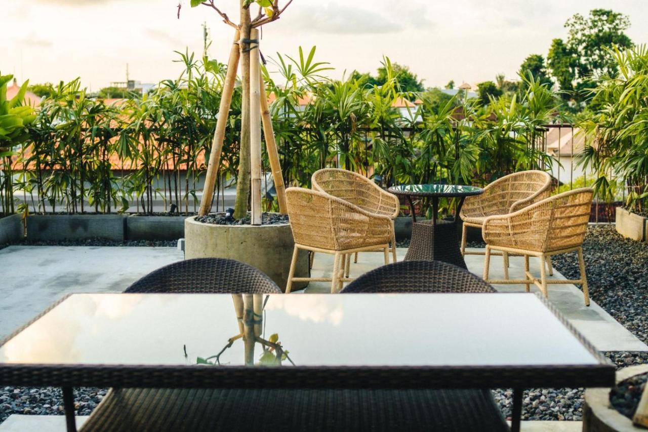 Tanaga Coliving Hotel Seminyak Exterior foto
