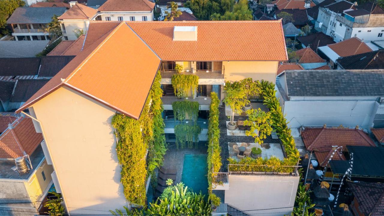 Tanaga Coliving Hotel Seminyak Exterior foto