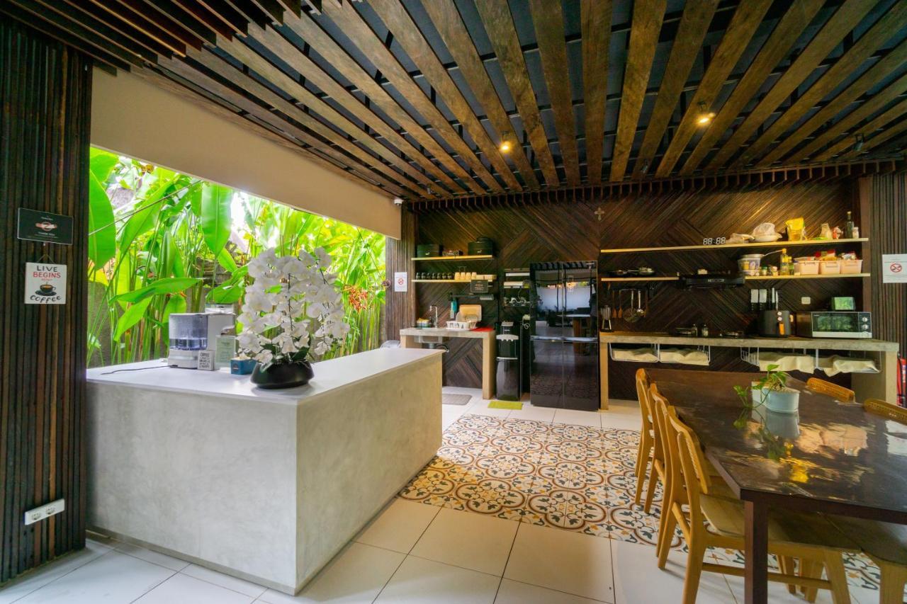 Tanaga Coliving Hotel Seminyak Exterior foto